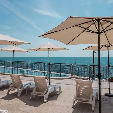 Lägenhetshotell Cabacum Pleasure Beachfront - 50m To And Pool 3*