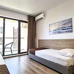 Aparthotel Cabacum Pleasure Beachfront - 50m To And Pool 3*