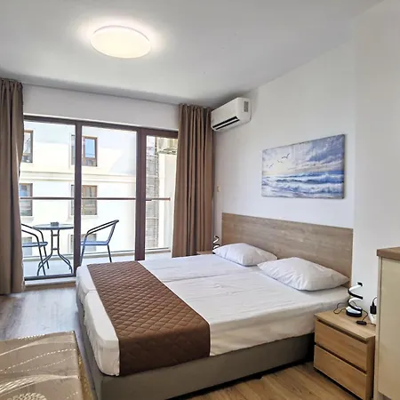 Cabacum Pleasure Beachfront - 50m To And Pool Варна