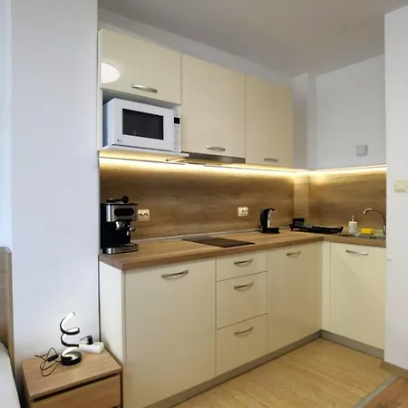 Cabacum Pleasure Beachfront - 50m To And Pool Варна